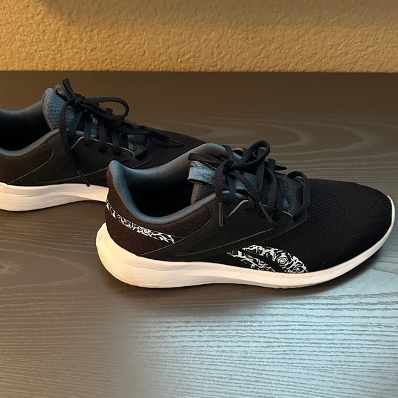 Reebok Black and White Athletic Comfort Shoes Ortholite Comfort Footbed - Picture 3 of 4